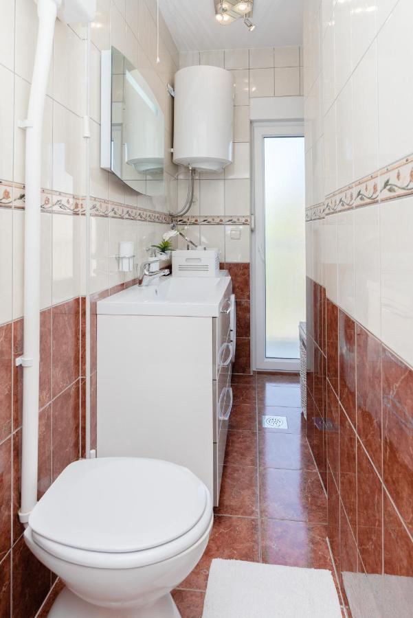 Homey With A View Apartamento