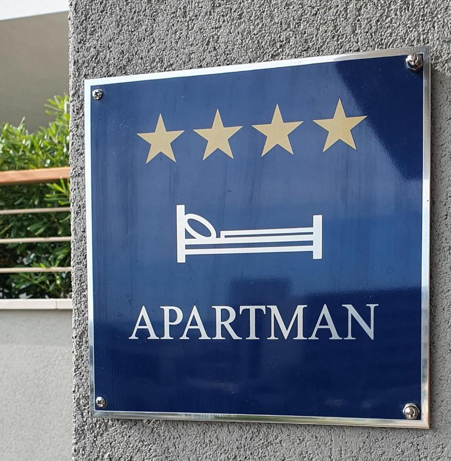 Luxury 4seasons With Garage Apartman