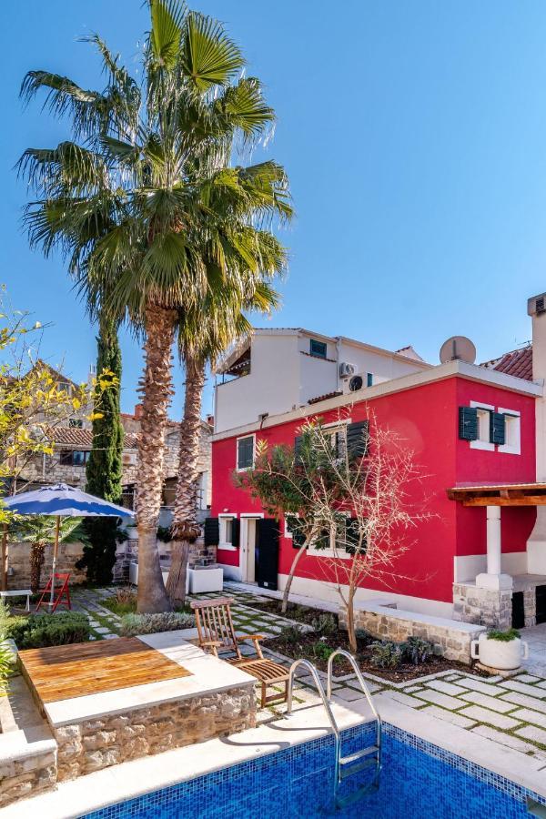 Casa de férias Villa-varos-palm-garden *
