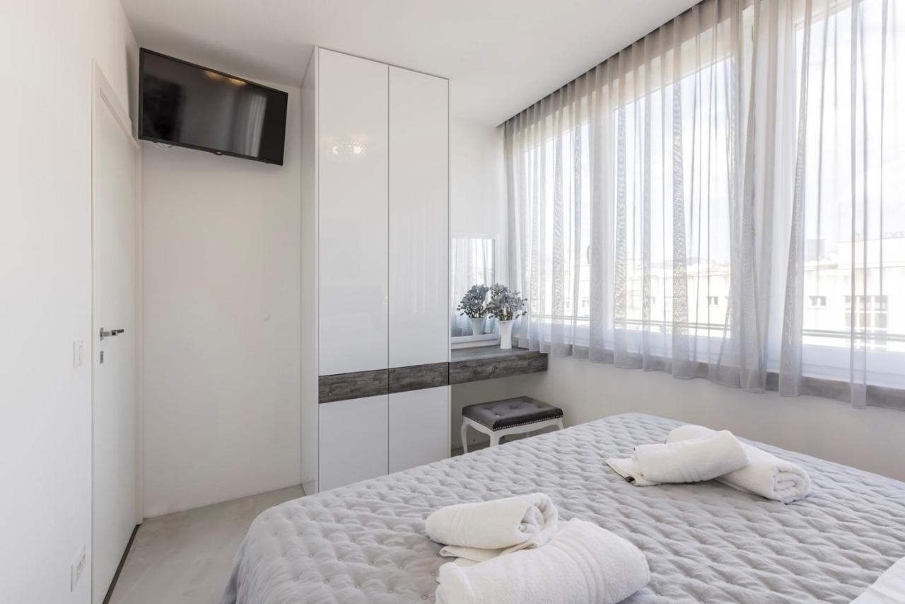 Carmen - Luxury 2-bedroom - Downtown *