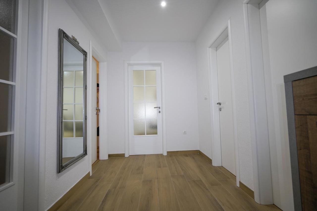 Ana Apartamento