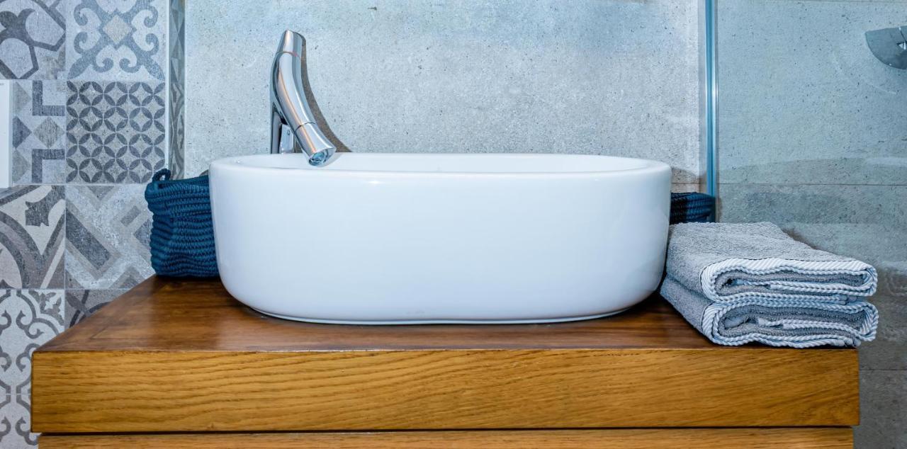 Luxury Ariston