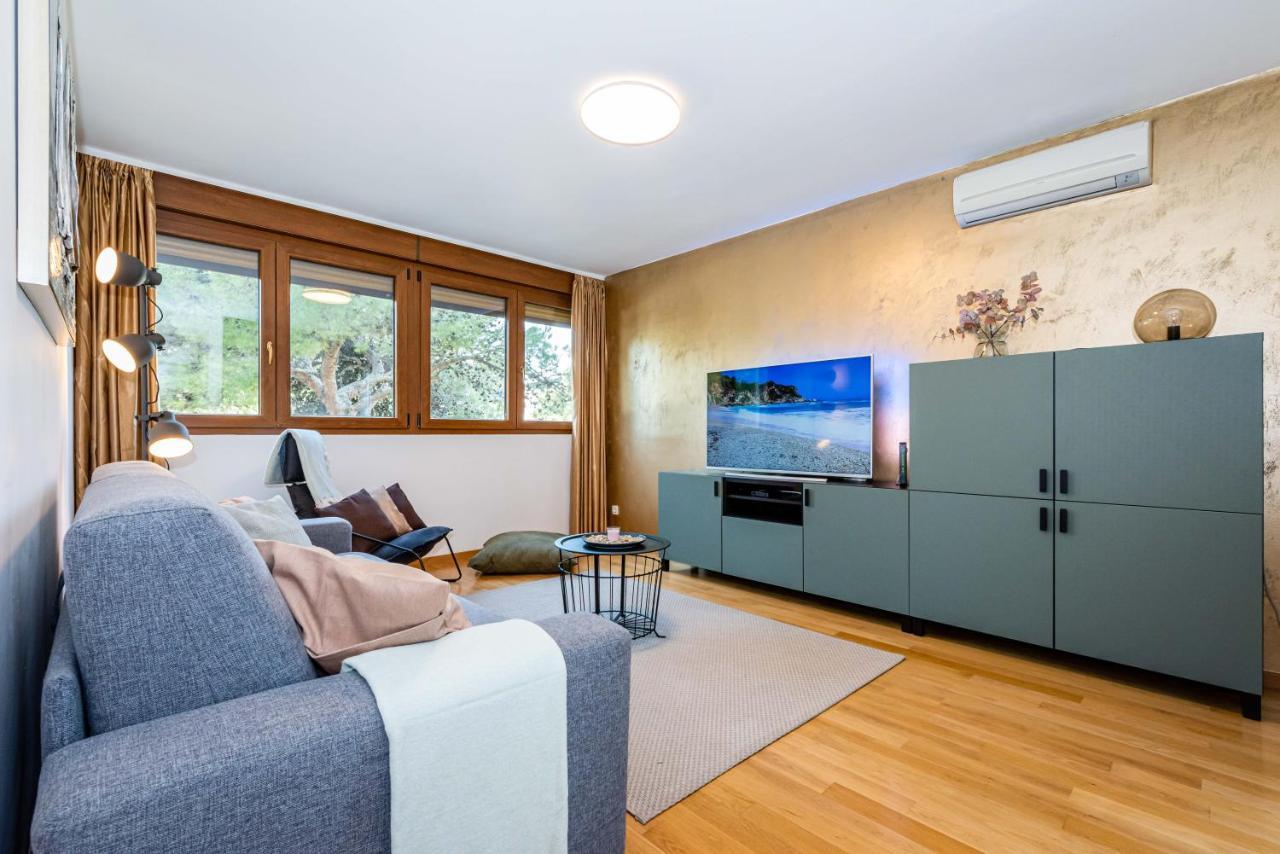 Luxury Ariston