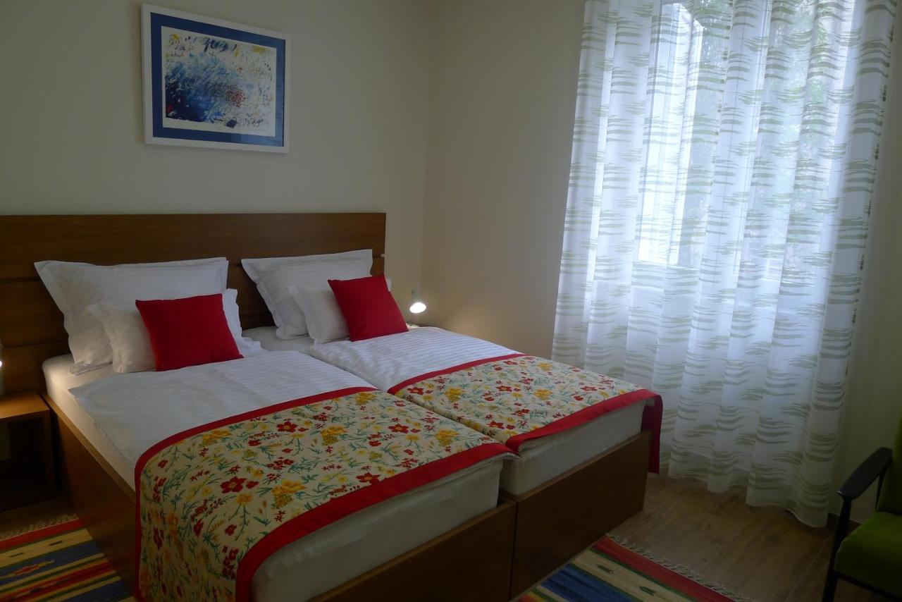 Centre Zlatan Rooms&studio Bed & Breakfast *