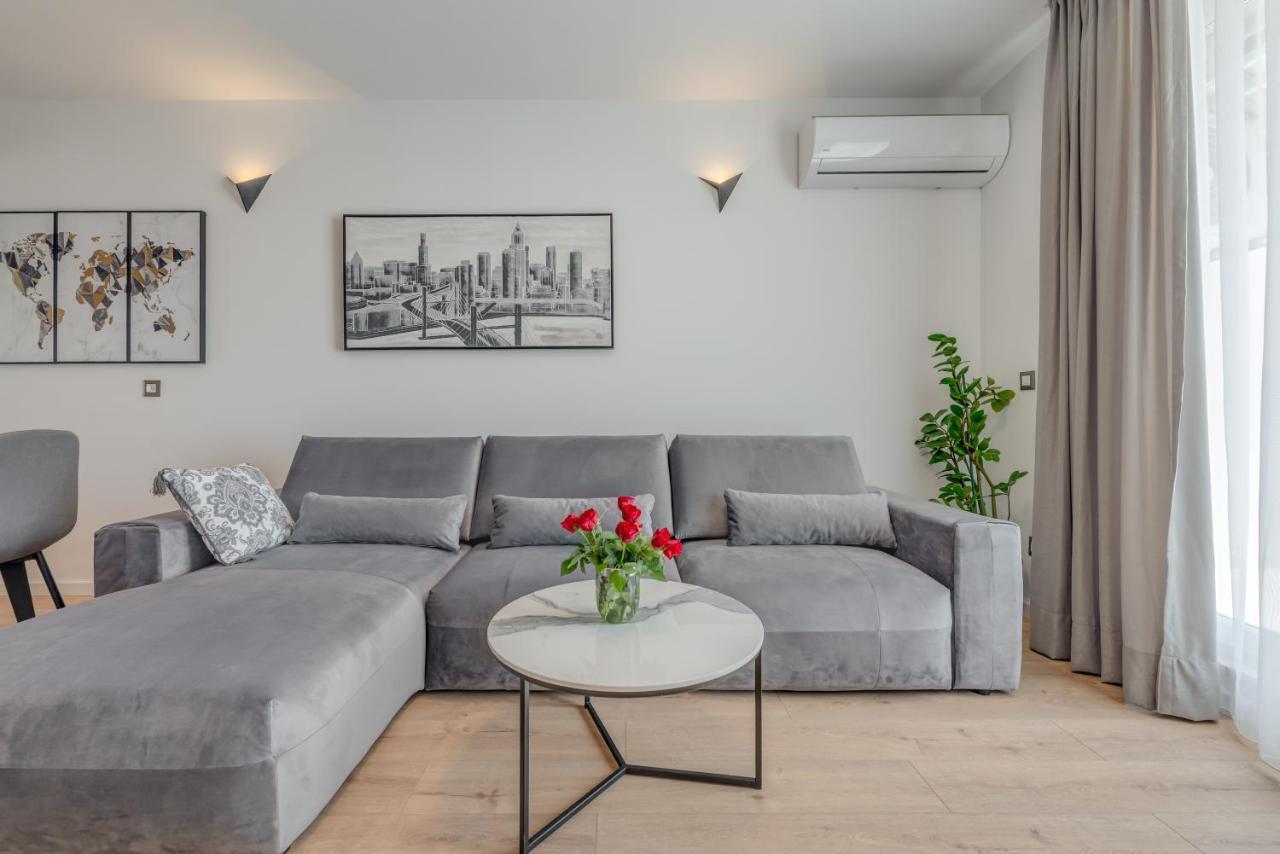 Beachfront Holiday Apartment Split
