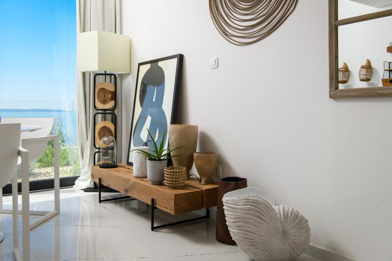 Gallery Luxury Suites & Rooms-Only Adults Apartment
