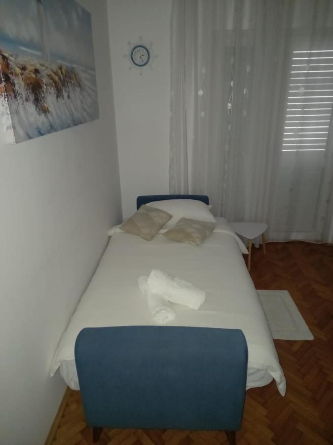 Pebbles - With Jacuzzi Apartamento