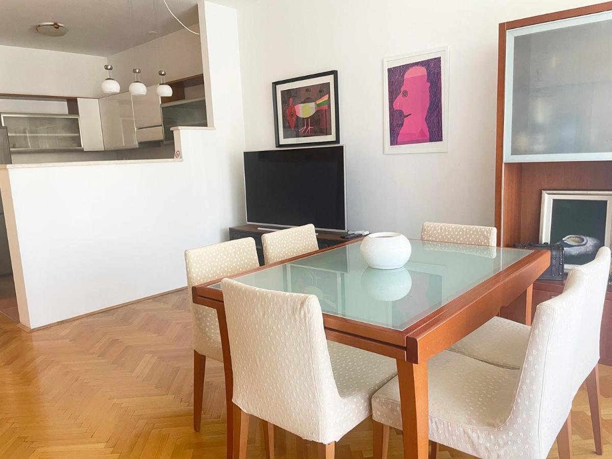 Edi, Spacious With Sauna And Balcony