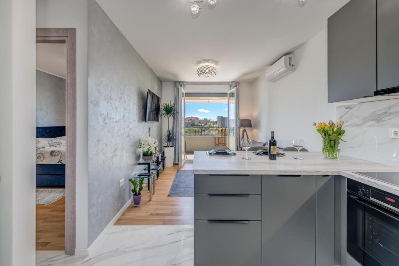 Apartment Searenity