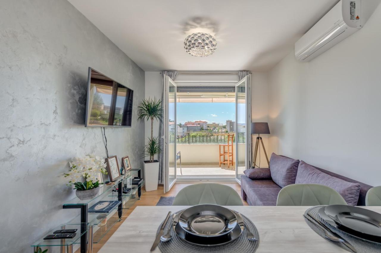 Apartment Searenity