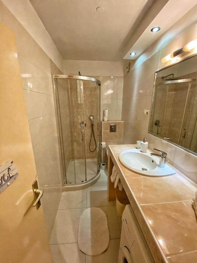 Ginna Apartment *