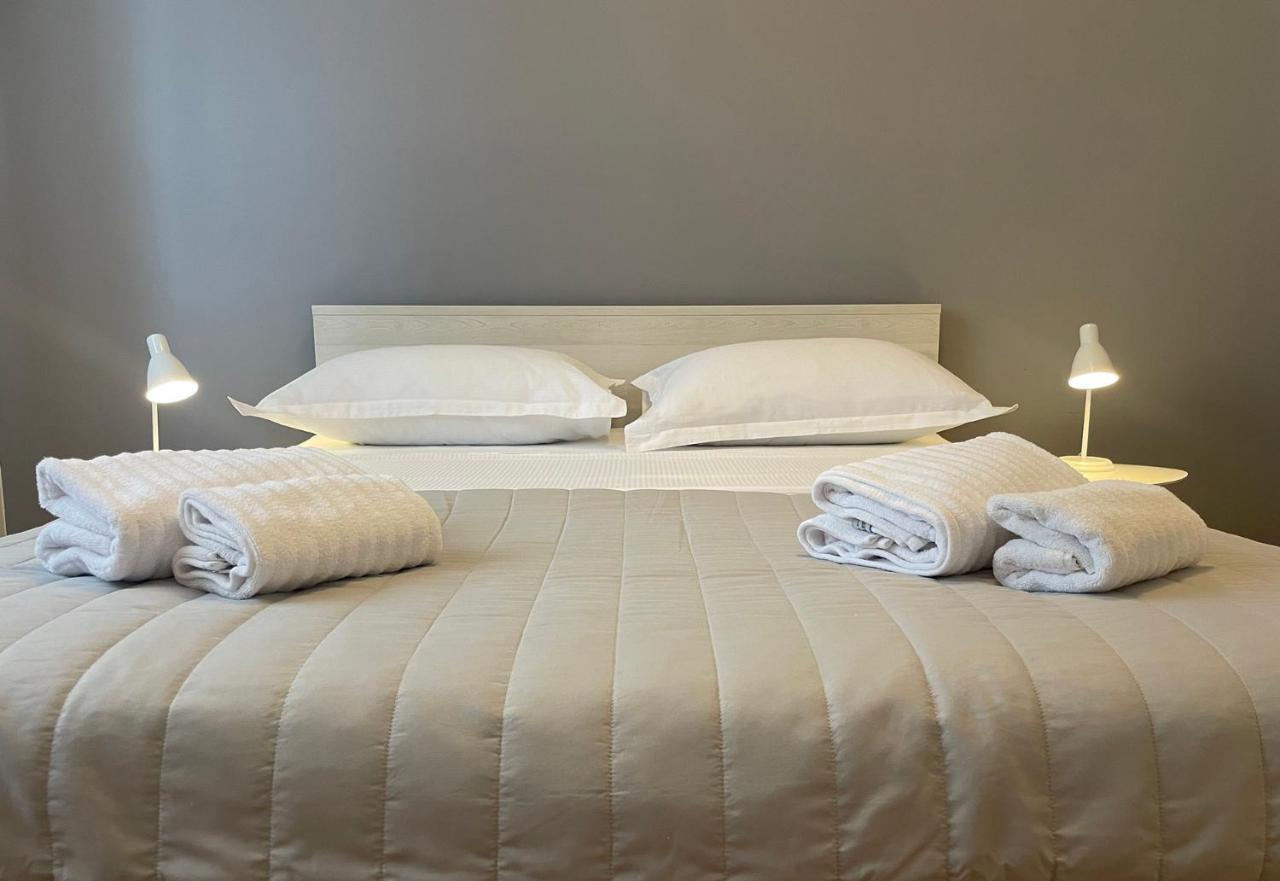 Apartment Edi, Spacious With Sauna And Balcony