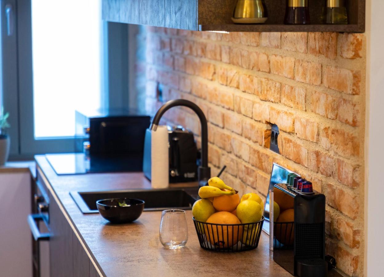 Adora Luxury Apartment