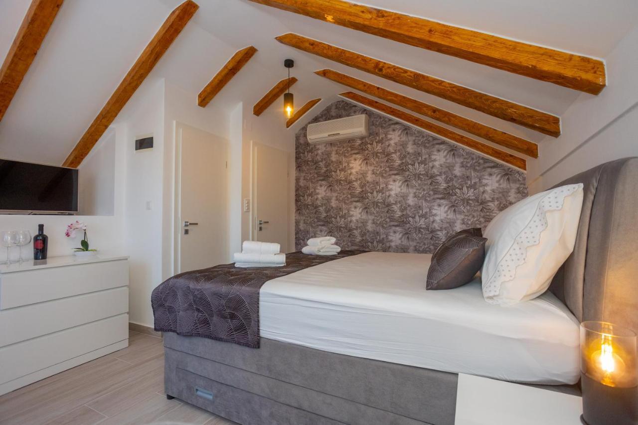 Stone House Iris Vakantiehuis *