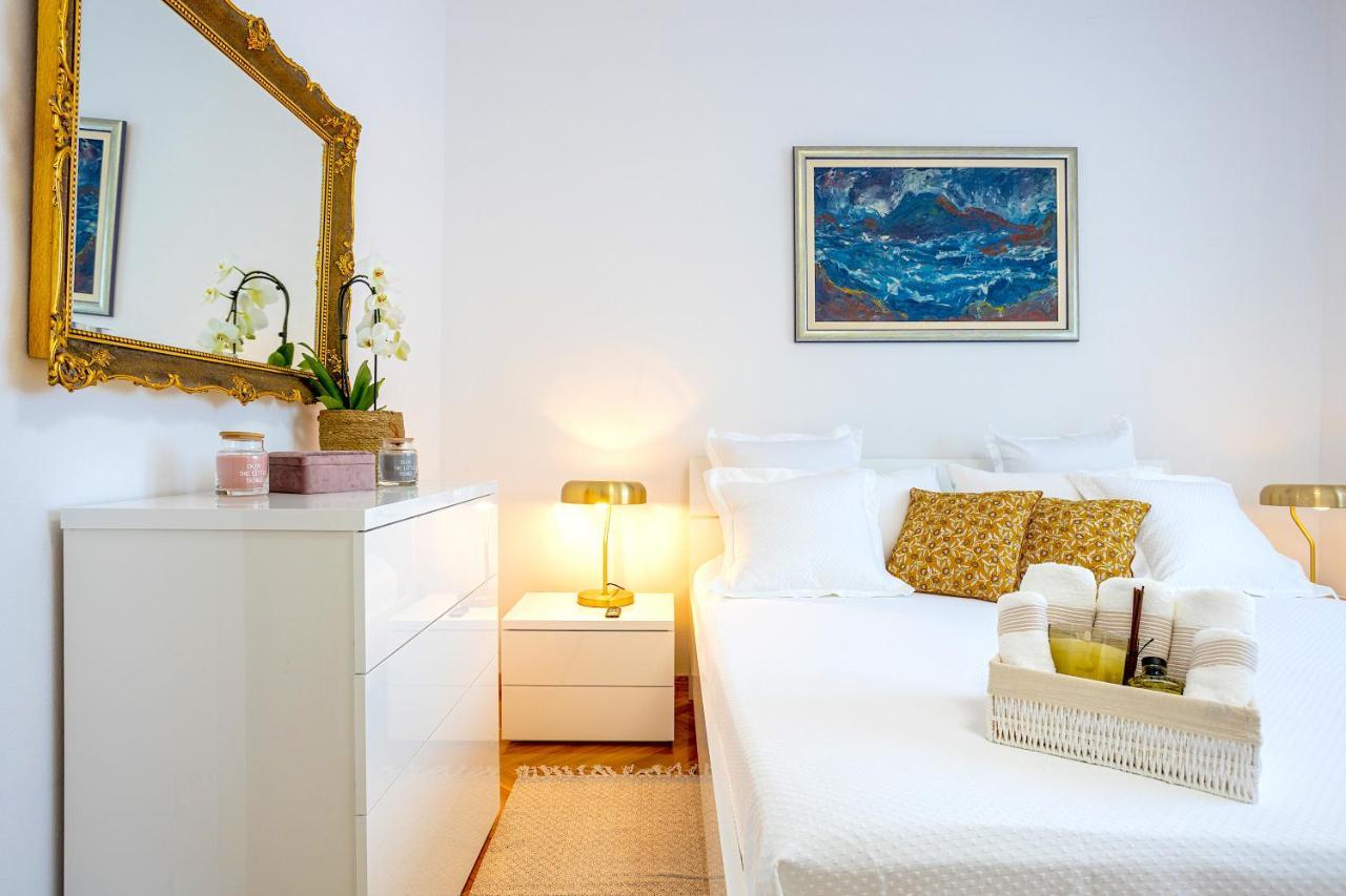 Lux Tony @ 10 Min Znjan * Split
