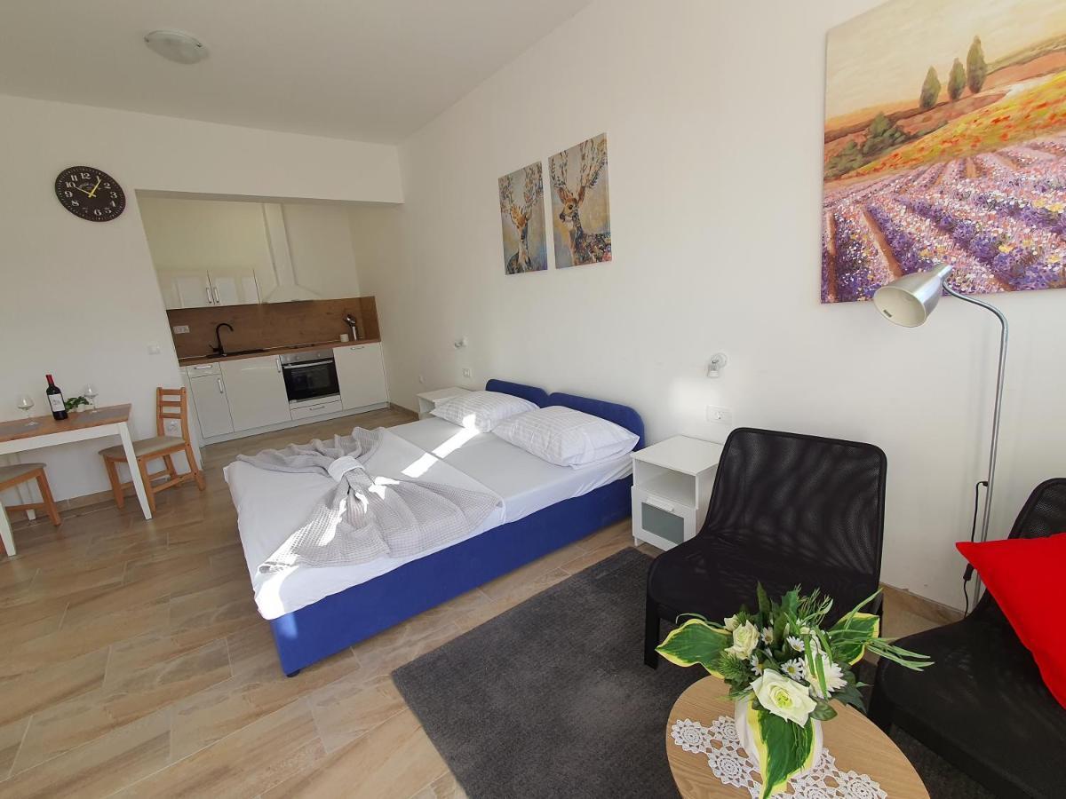 Studio Kila Apartment