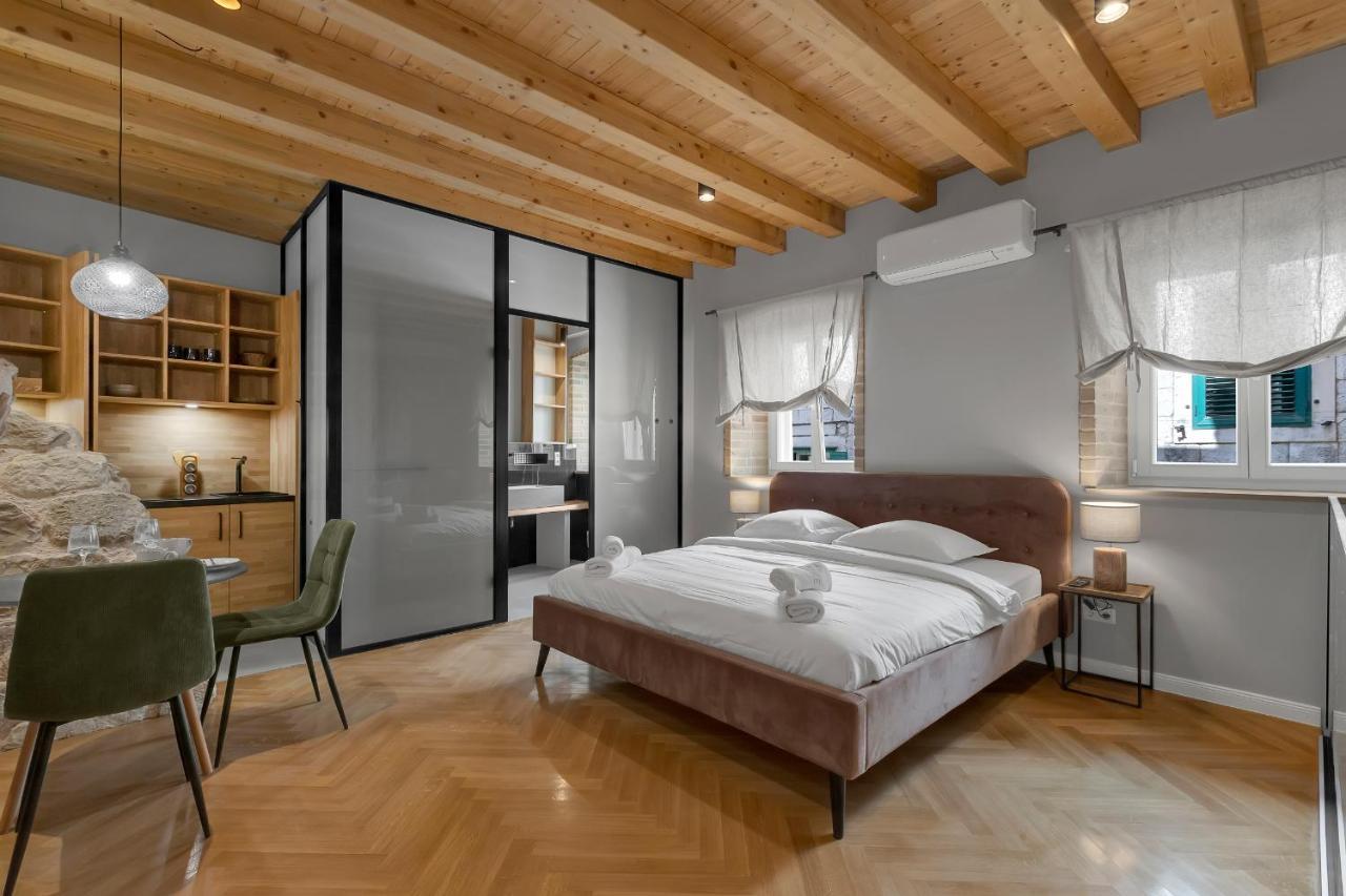 Diocletian Palace Lux Apartman Cu 2-diocletian Palace