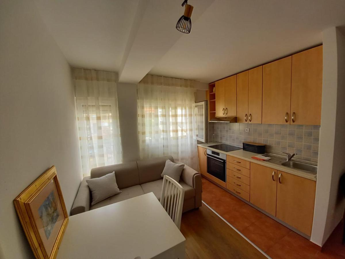 Apartment Leela *
