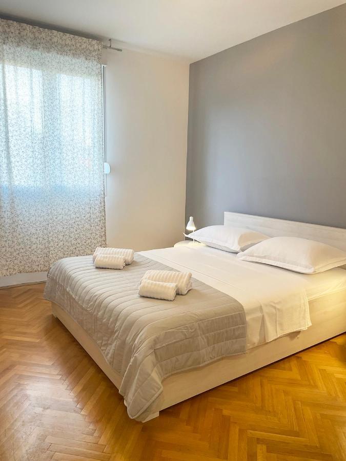 Edi, Spacious With Sauna And Balcony *