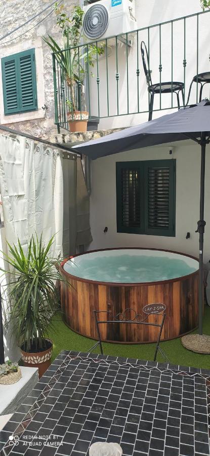 Angie Old Town With Jacuzzi