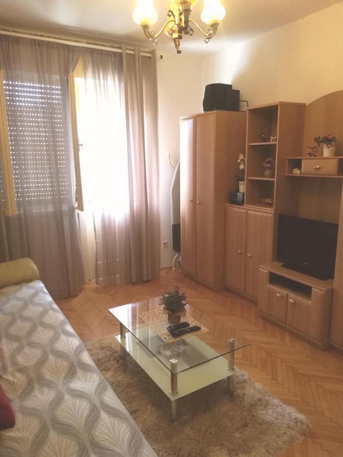 View Apartment Split