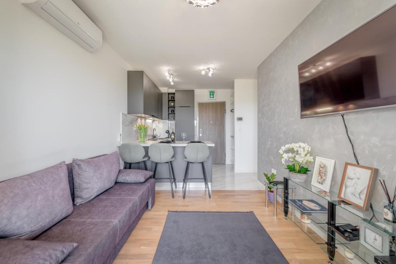 Apartment Searenity