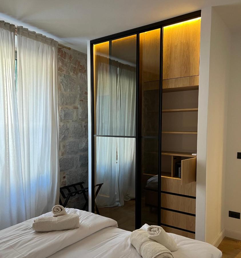 Adora Luxury Apartment *