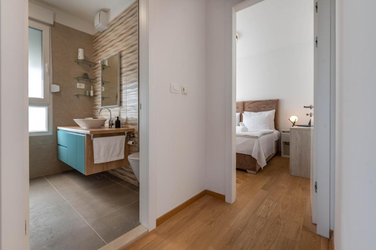 Dalmatia Znjan Apartment *