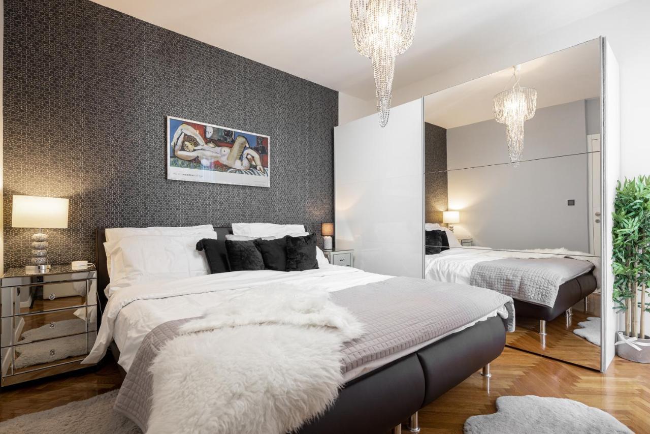 Luxe Apartment Split