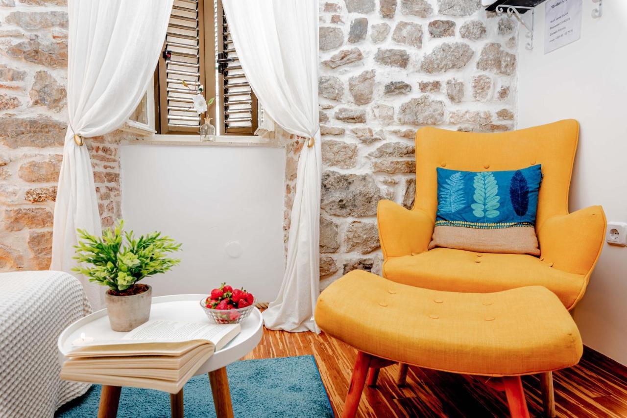 Golden Dream In Diocletian Palace * Split
