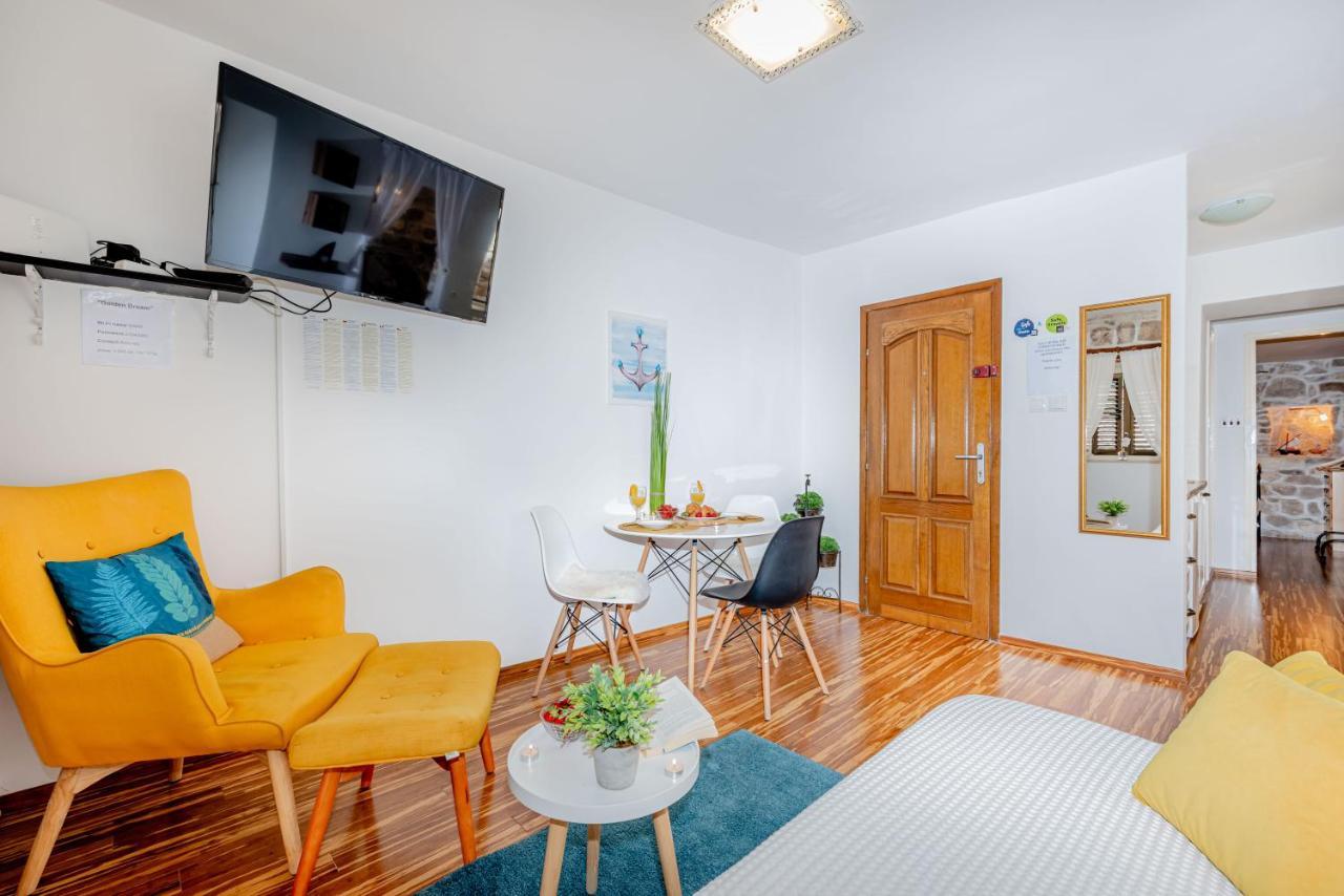 Golden Dream In Diocletian Palace Apartment *