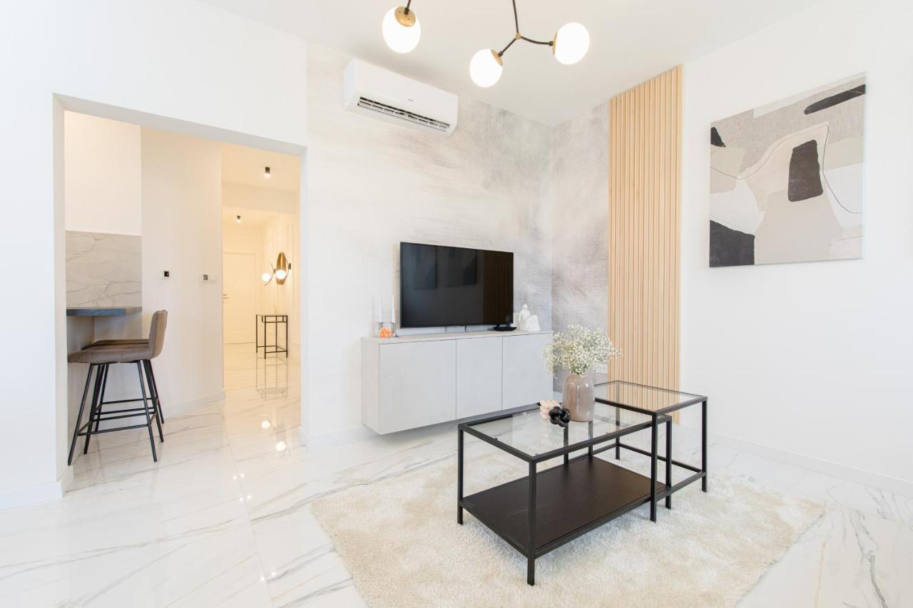 Cosmopolitan **** Appartement *
