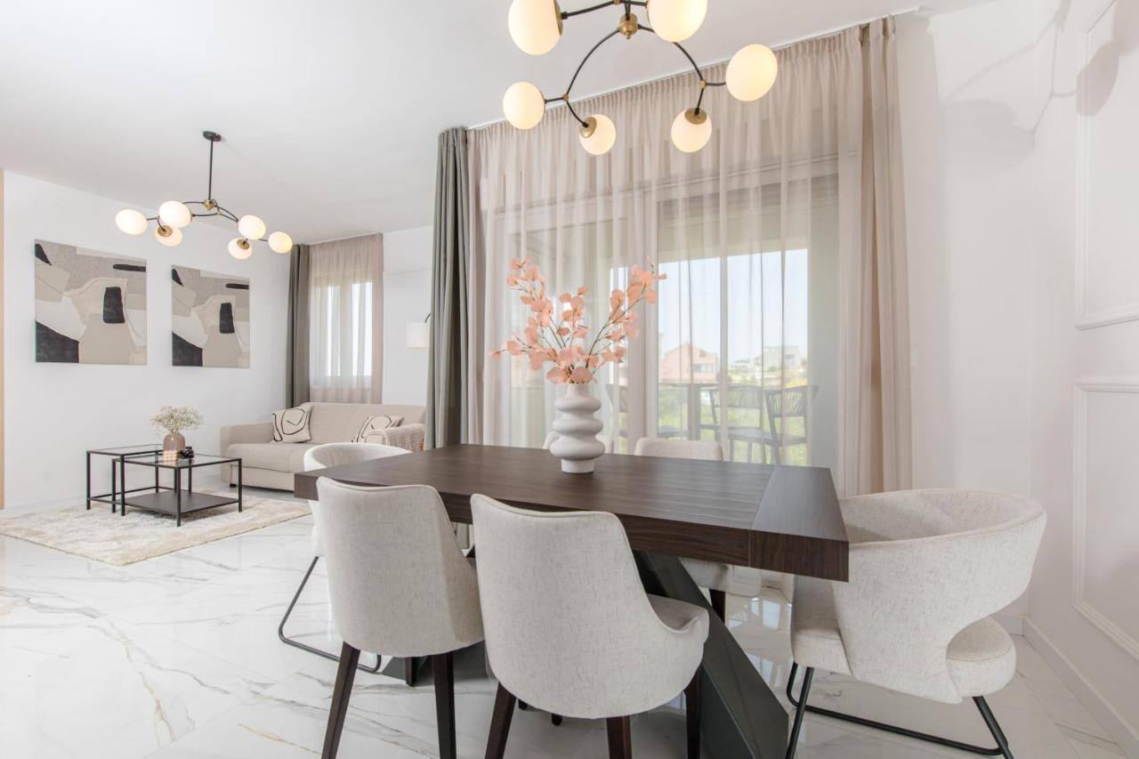 Cosmopolitan **** Appartement