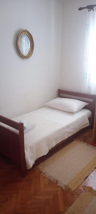 Guest House Ana Apartment Split