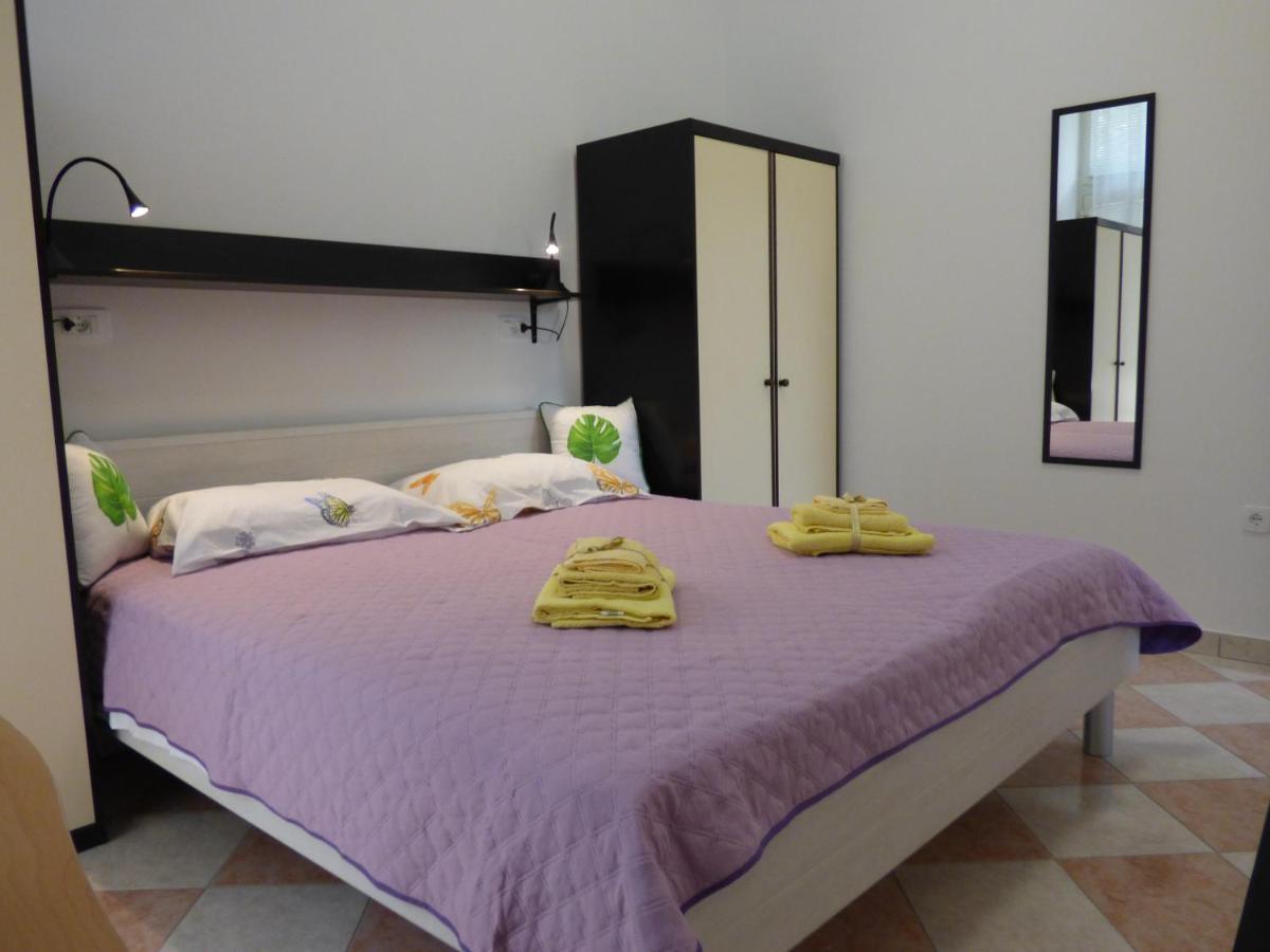 Apartment Apartman Mira