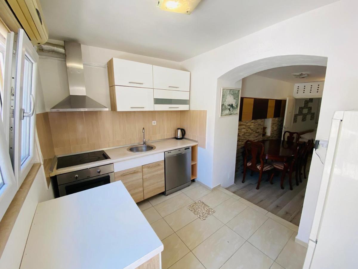 Apartment Dalmata Garden *
