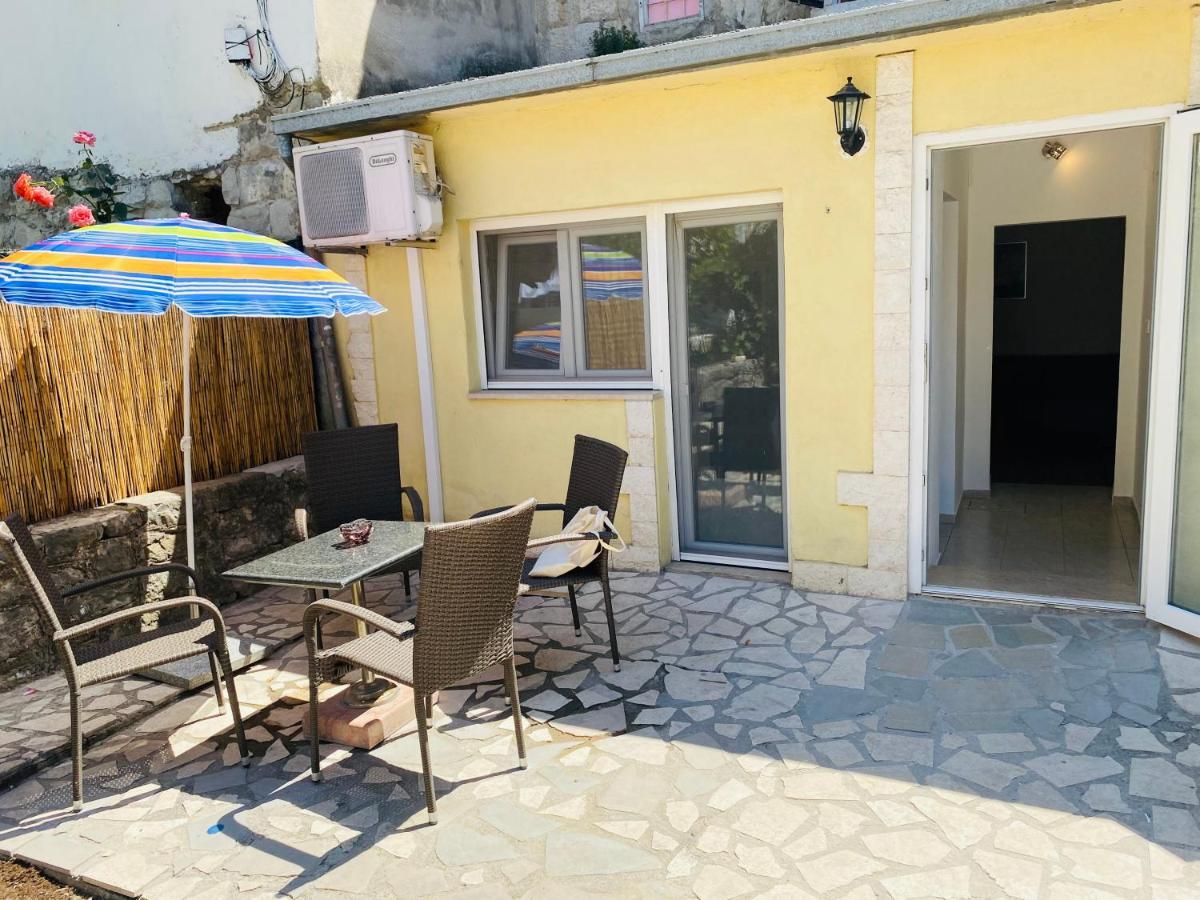 Apartment Dalmata Garden
