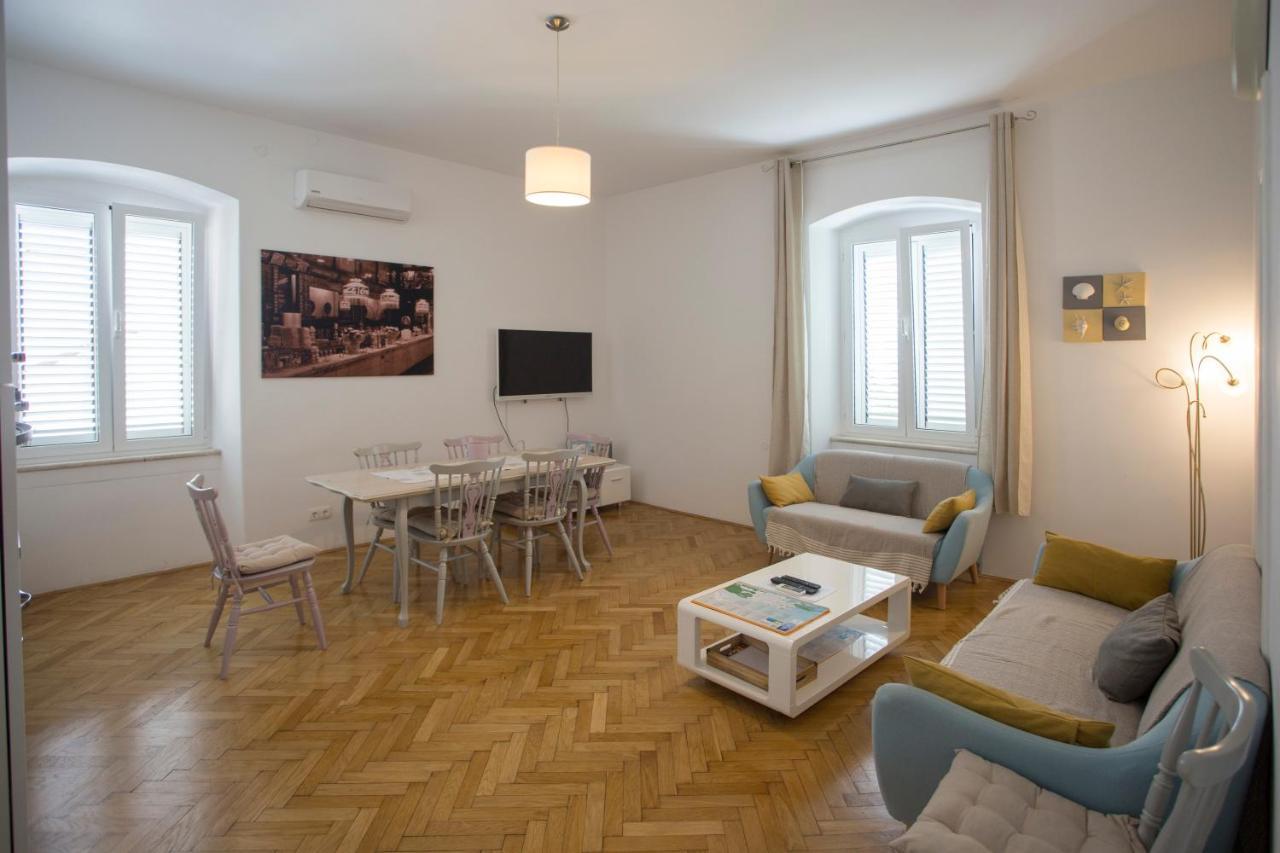 Town Place Apartamento