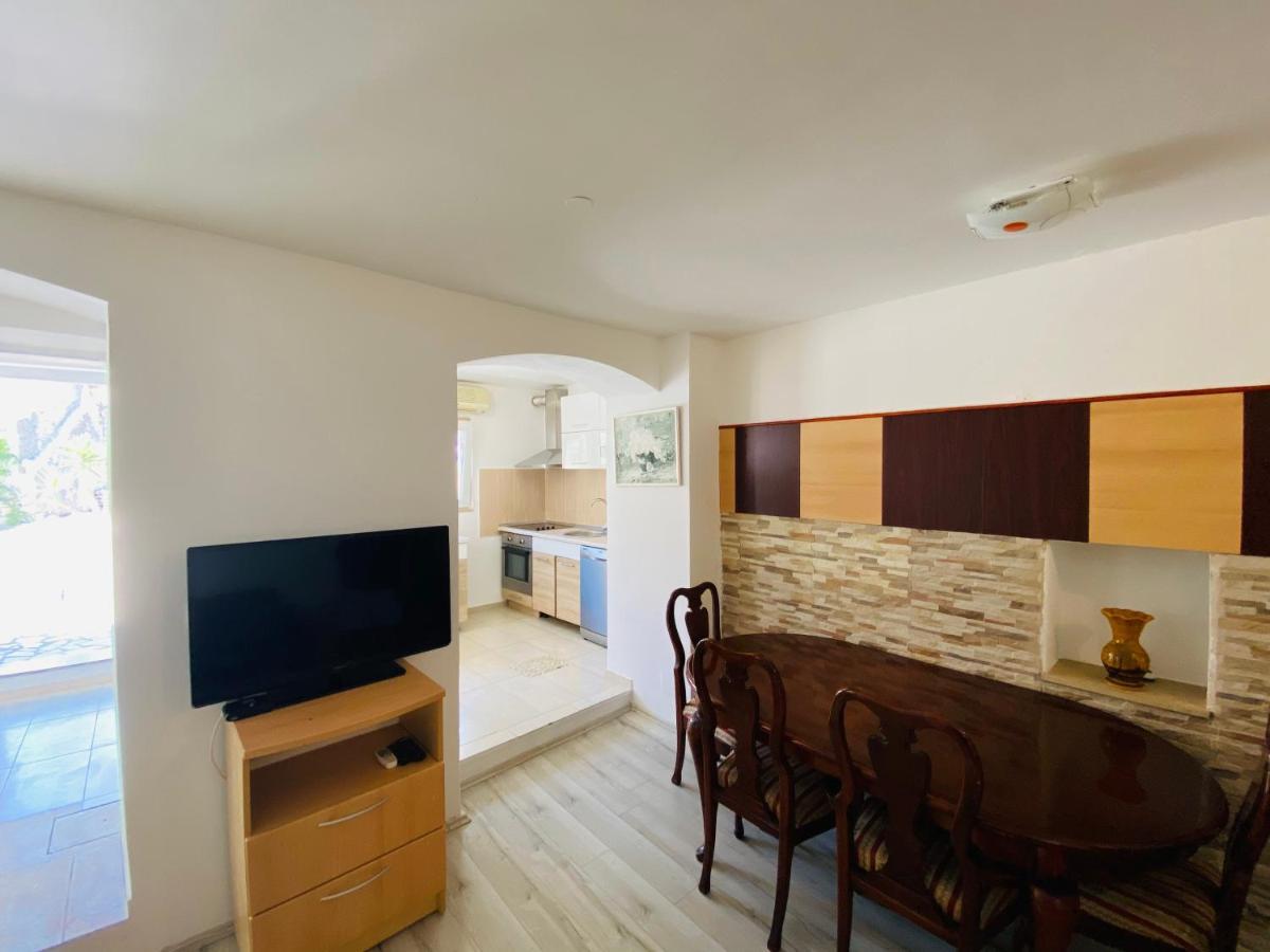 Apartment Dalmata Garden Split