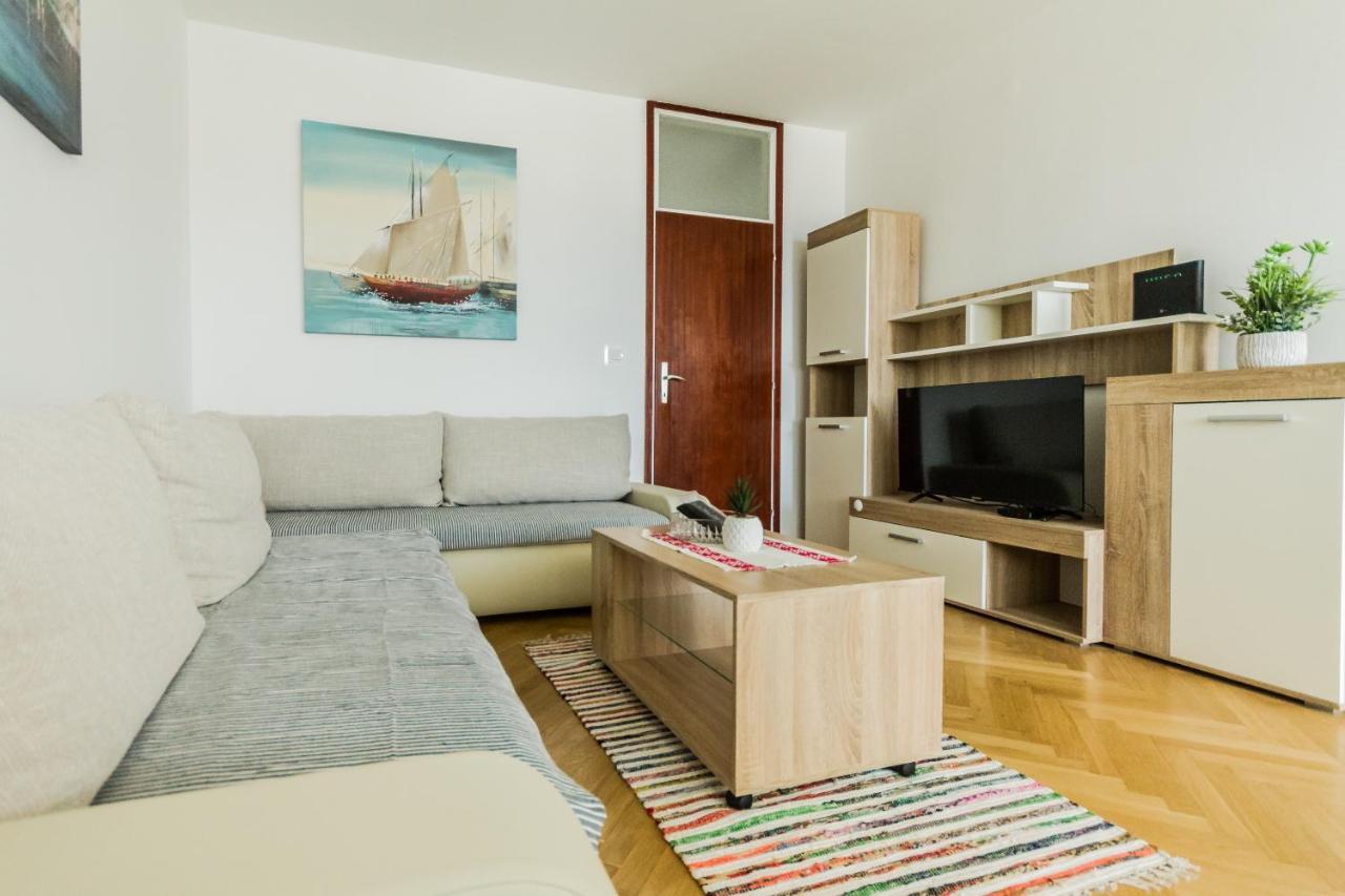 Apartment Panorama *