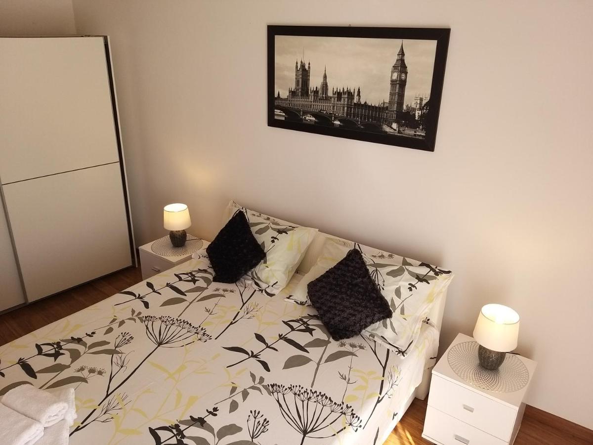 Apartment 3 Bedroom With Terrace And Free Parking Split