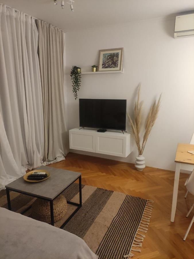 Apartment Malea