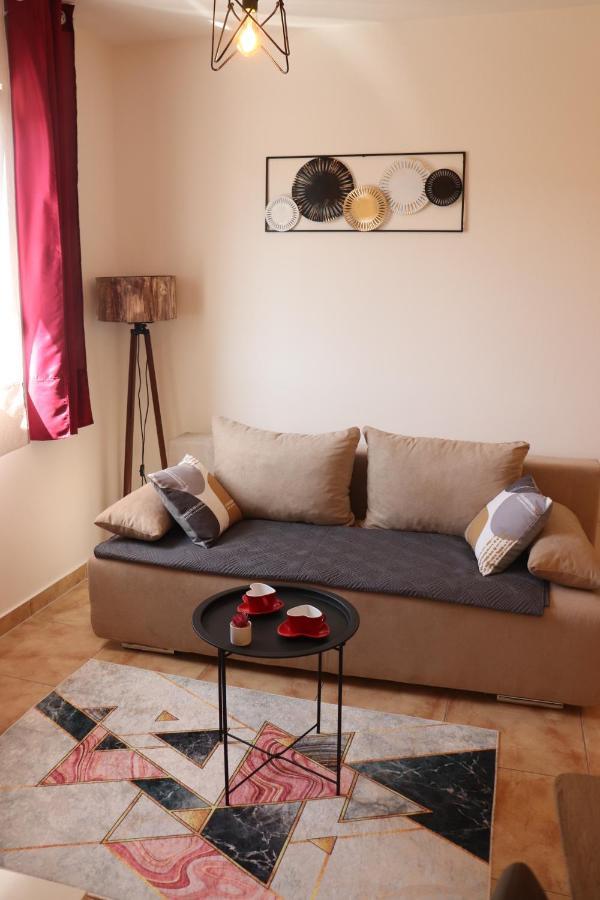 Kikaso - Near Mall Of Split, Free Parking *