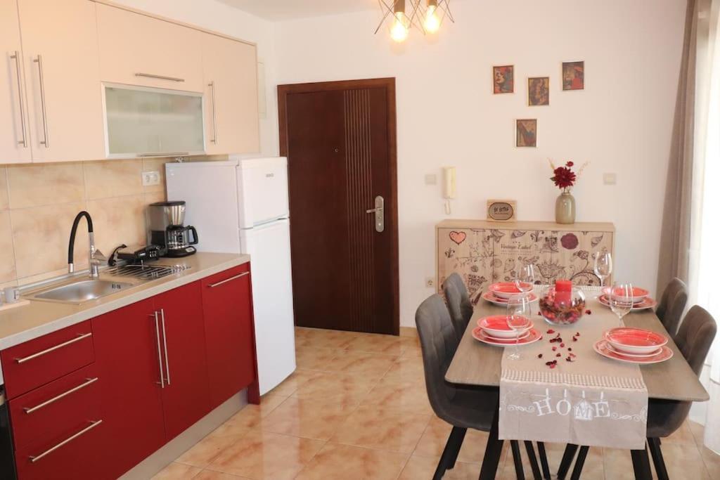 Kikaso - Near Mall Of Split, Free Parking Split