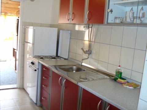 Three Bedroom Laura Apartment