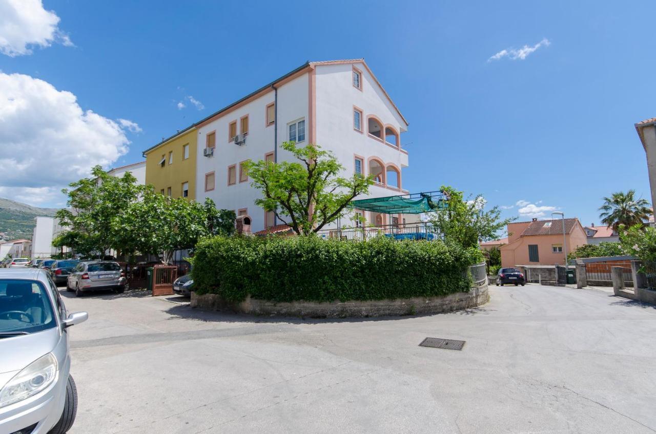 Fima Centar Stobrec Apartment Split