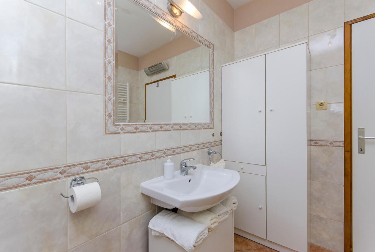 Fima Centar Stobrec Apartment Split