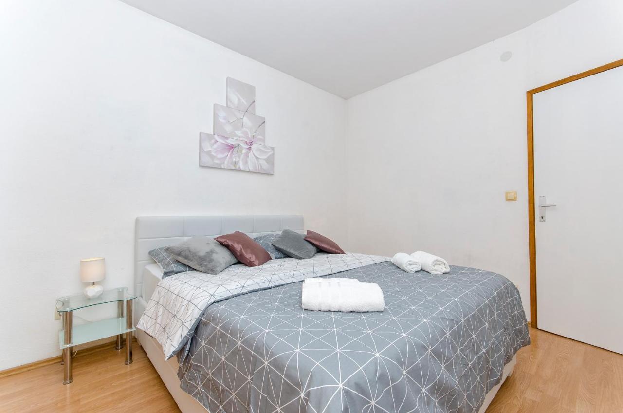Fima Centar Stobrec Apartment *