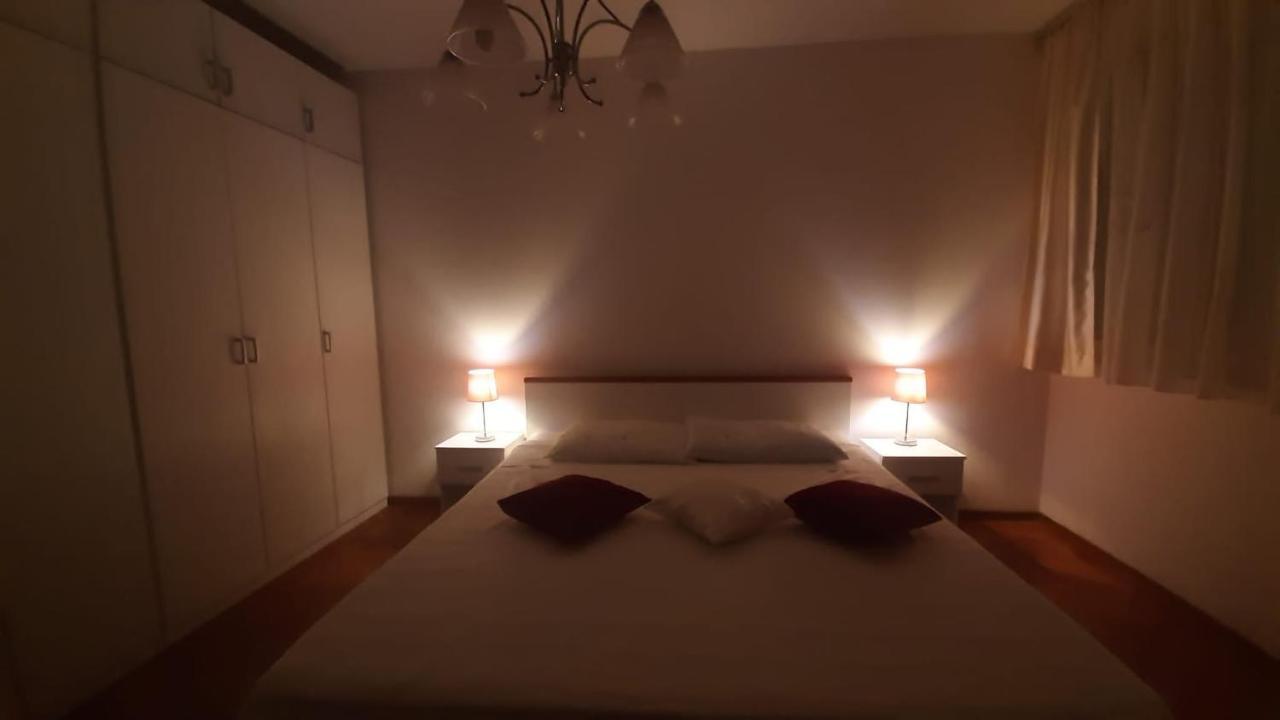 Apartman Iris *