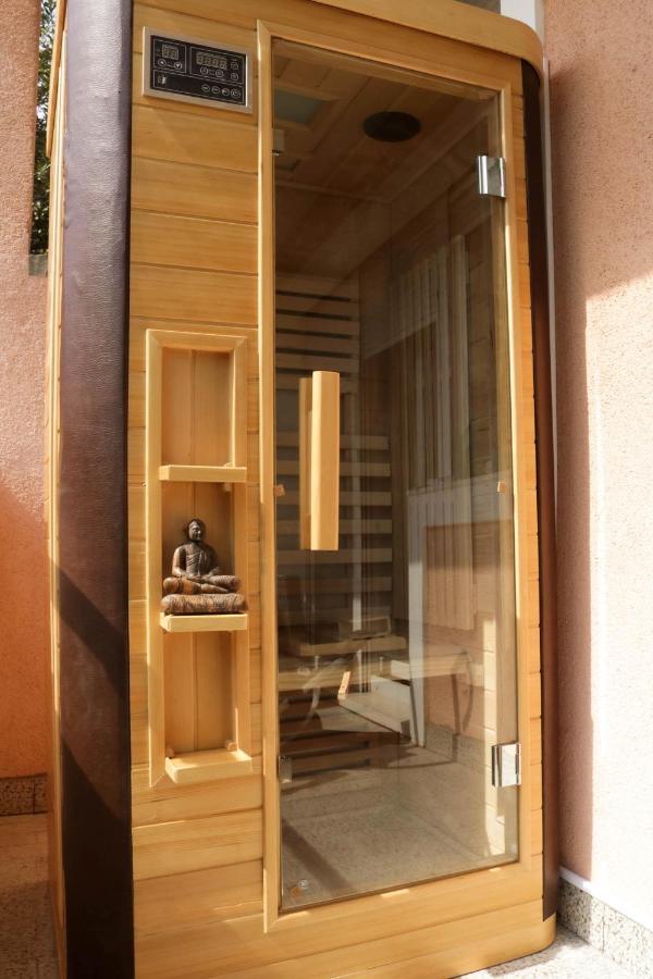 Apartment Luxury Garden *